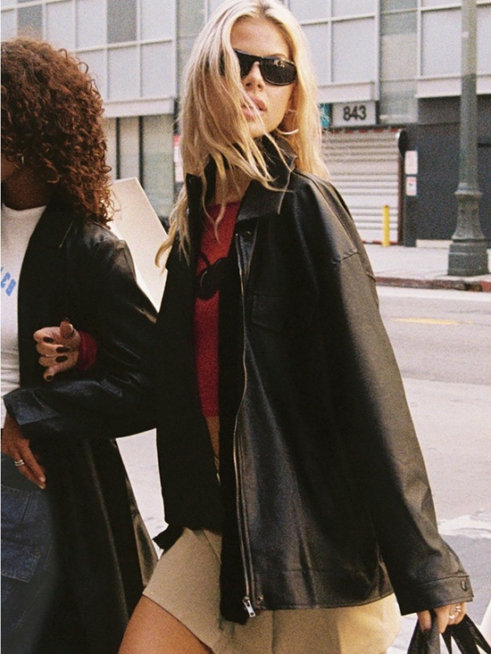 Princess Polly Jackets & Blazers - Princess Polly “Callie” Oversized Black Faux Leather zipped Jacket sz 4